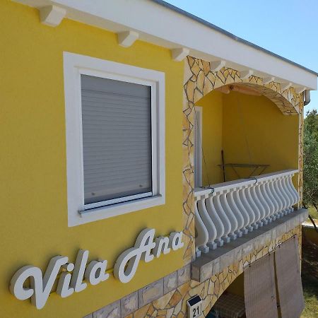 Apartments Vila Ana Vir Extérieur photo